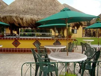 Holiday Village White Sands 코수멜 4*,